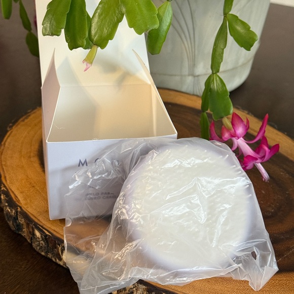 Monat Scalp Care Brush - White - Picture 3 of 8